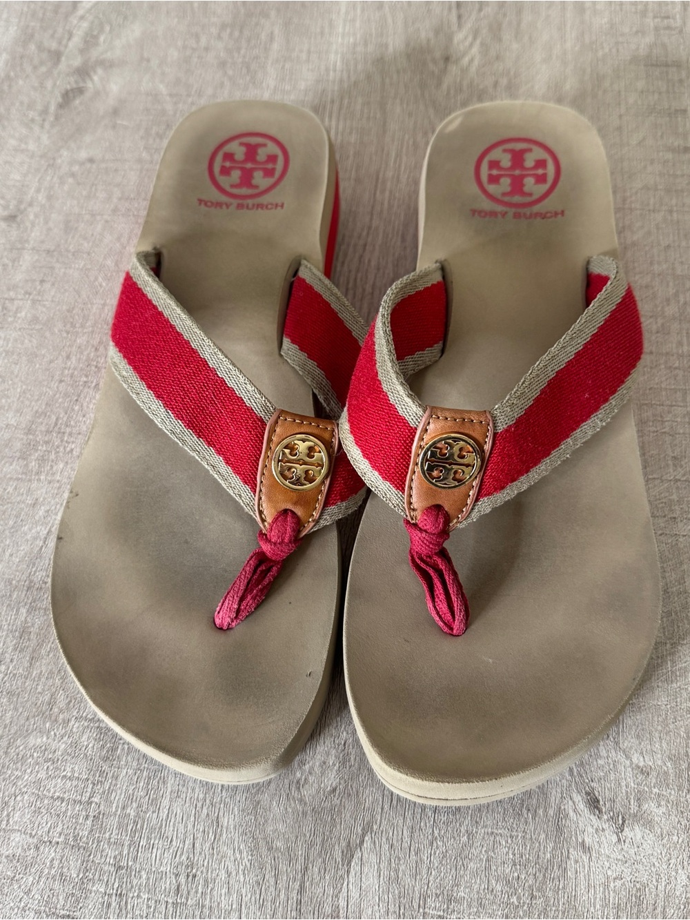 Tory Burch Womens Wilhelm Flip Flop Sandals Red Tan Size 8